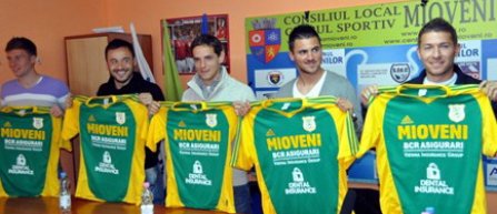 CS Mioveni si-a prezentat noile achizitii